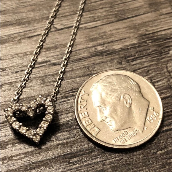 Diamond and sterling silver heart pendant - Picture 3 of 5